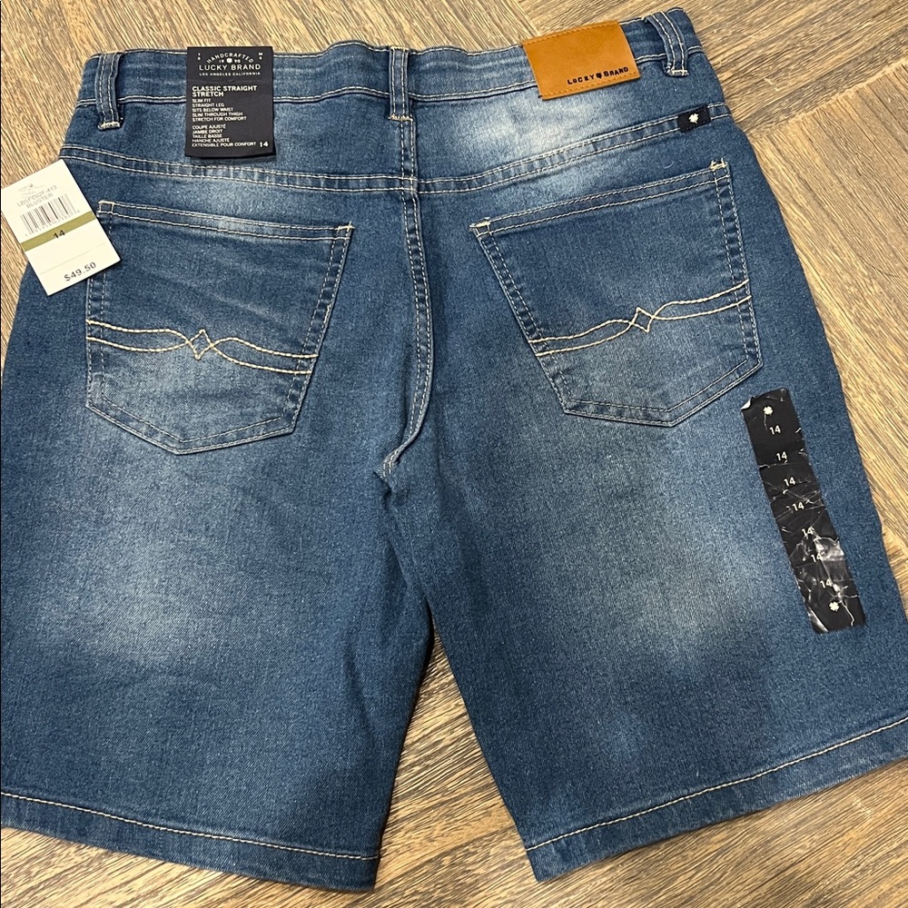 NWT Lucky Brand Classic Straight Leg 8” Shorts Bluster 14